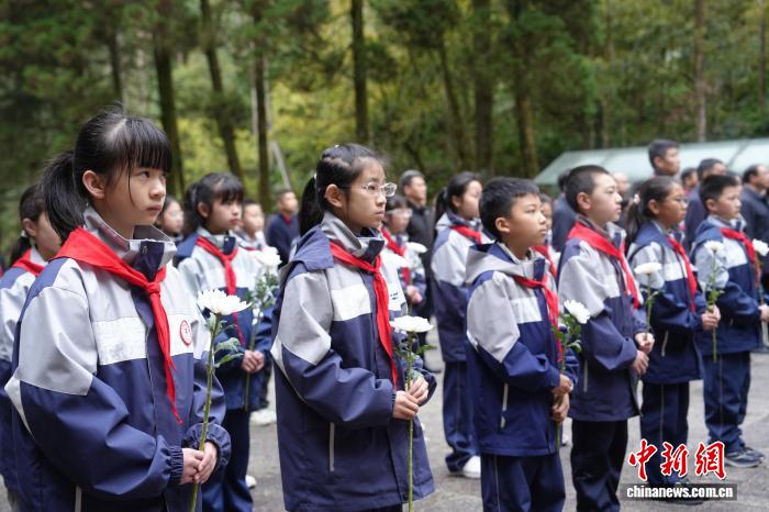 风暴平台官方:追思英烈 2026年江西省“我们的节日·清明”主题文化活动举行